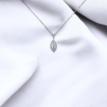 Verdant Whisper Pendant
