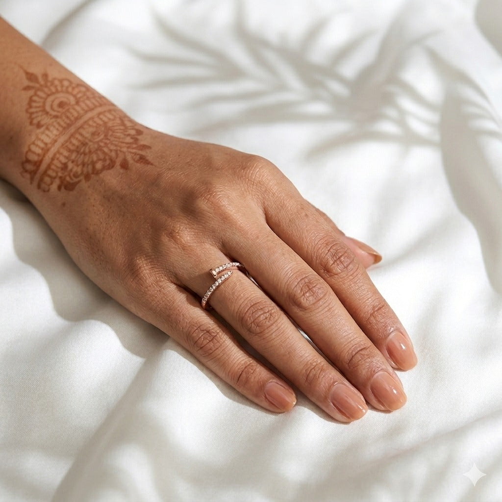 Delicate Links RIng