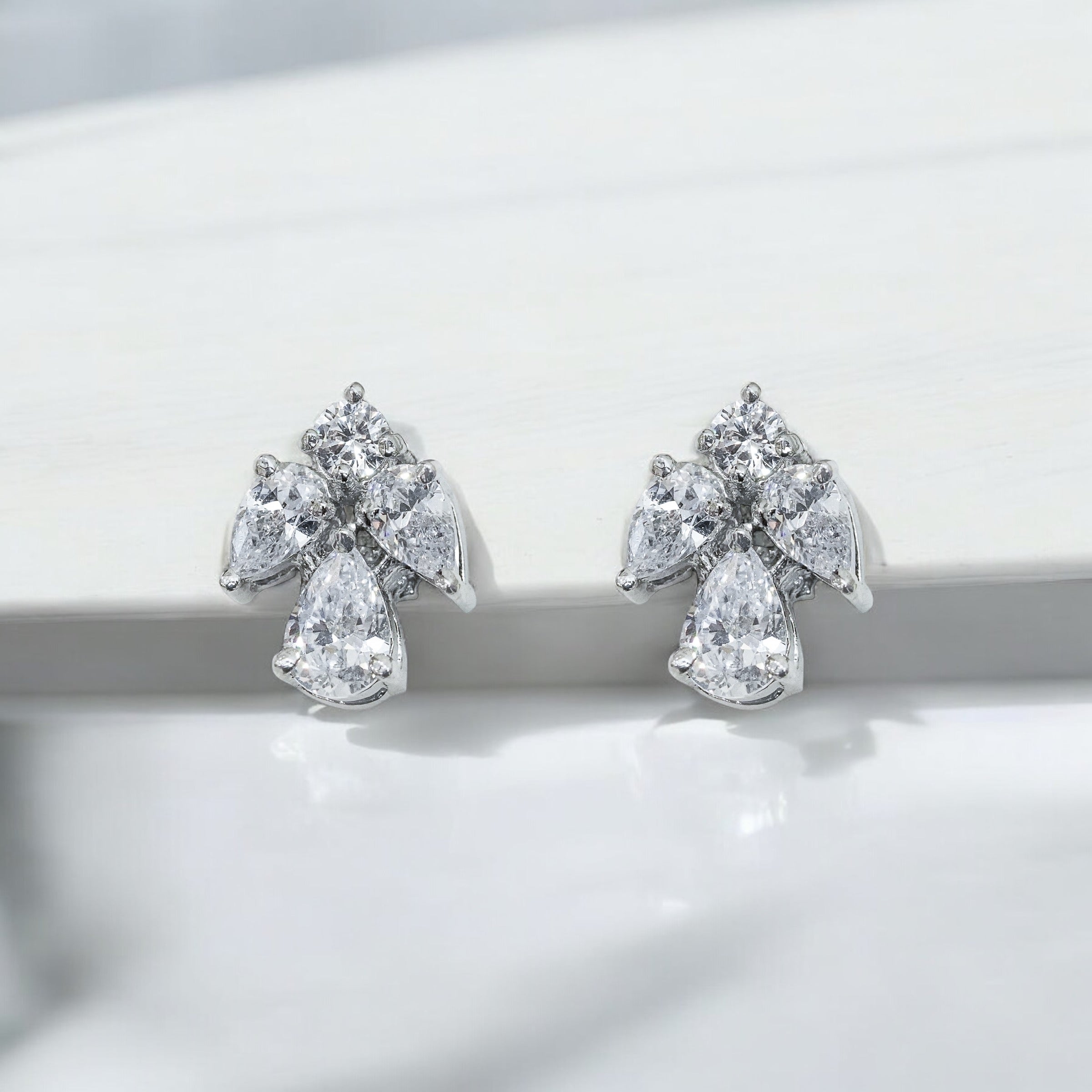 Glimmer Studs