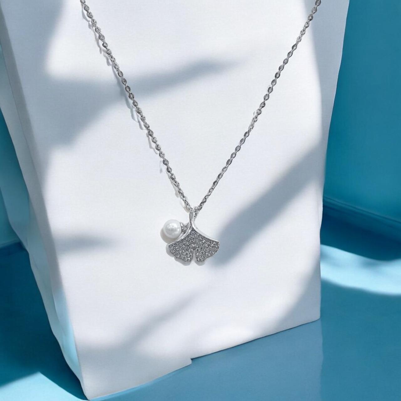 Pearl Treasure Pendant