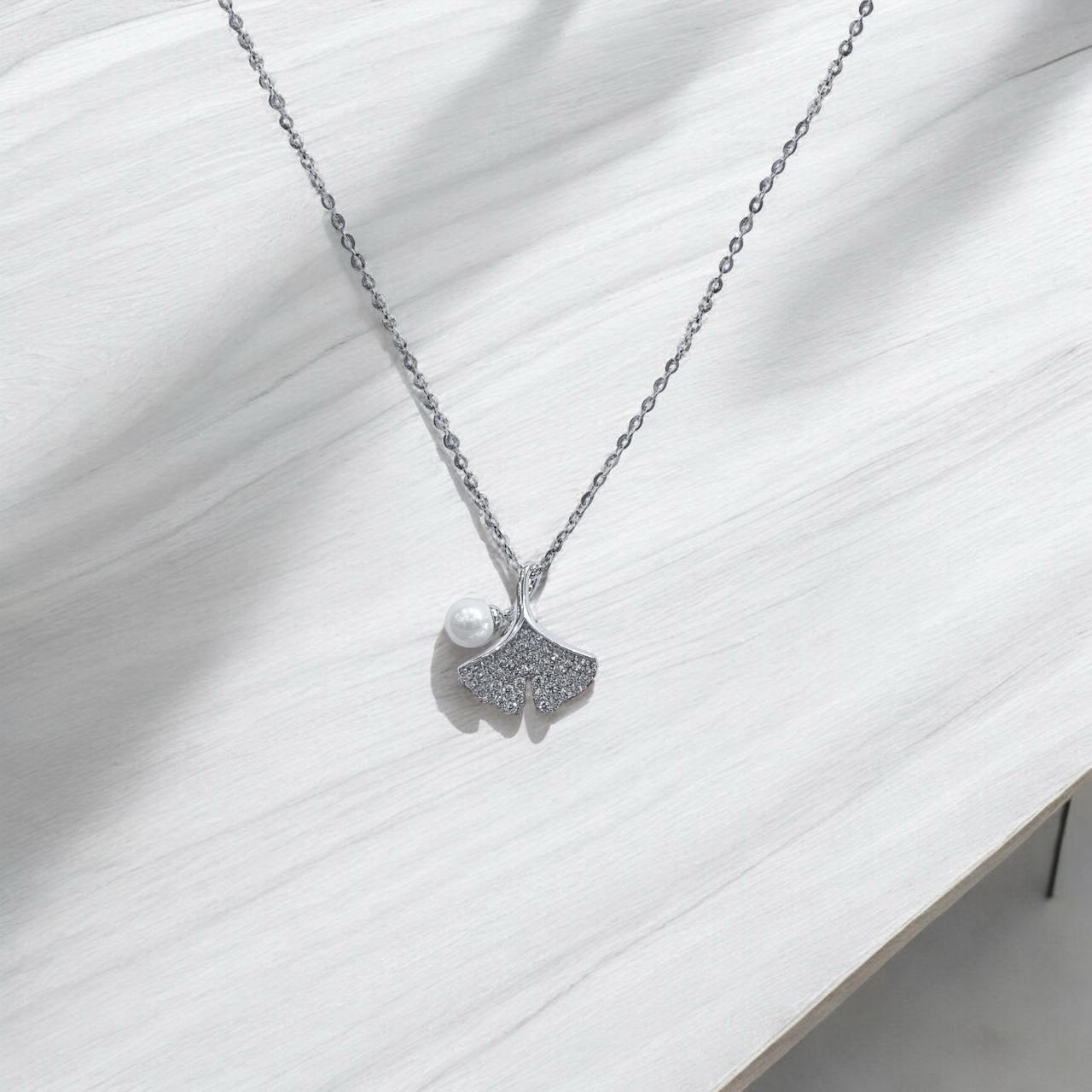 Pearl Treasure Pendant