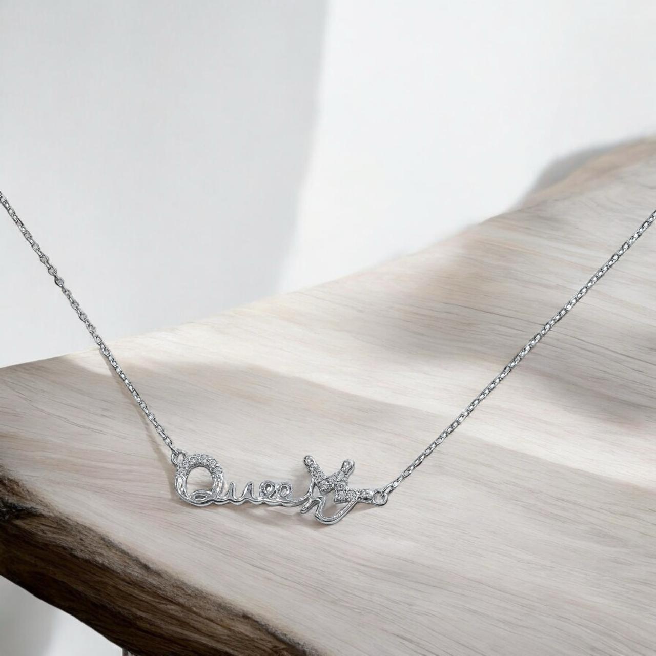 Regal Queen Pendant