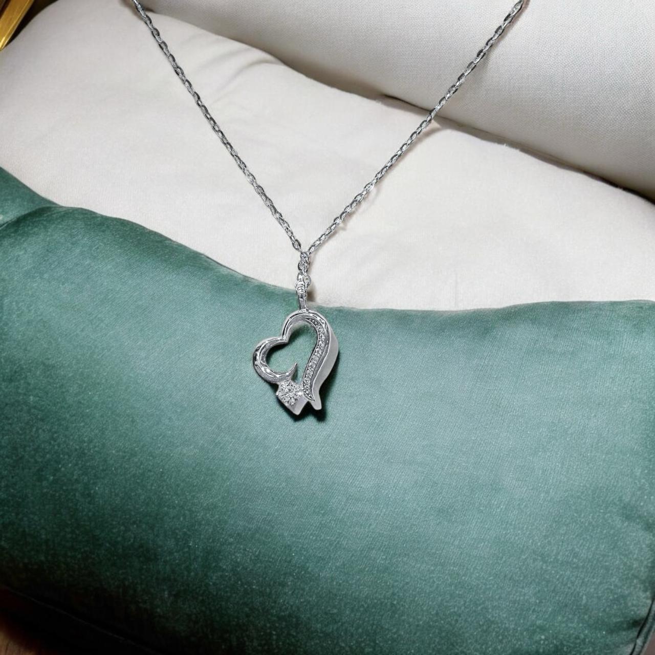 Sparkling Heart Pendant