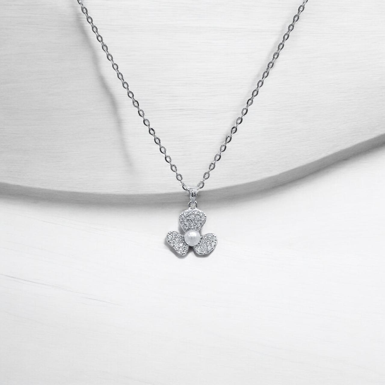 Trinity Bloom Pendant