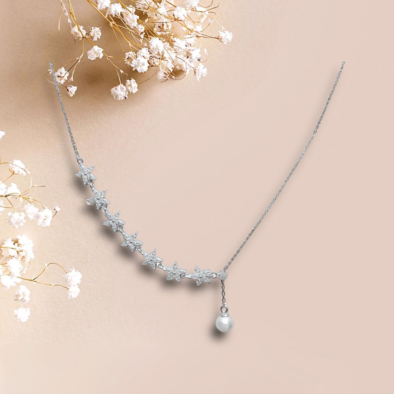 Starry Pearl Pendant