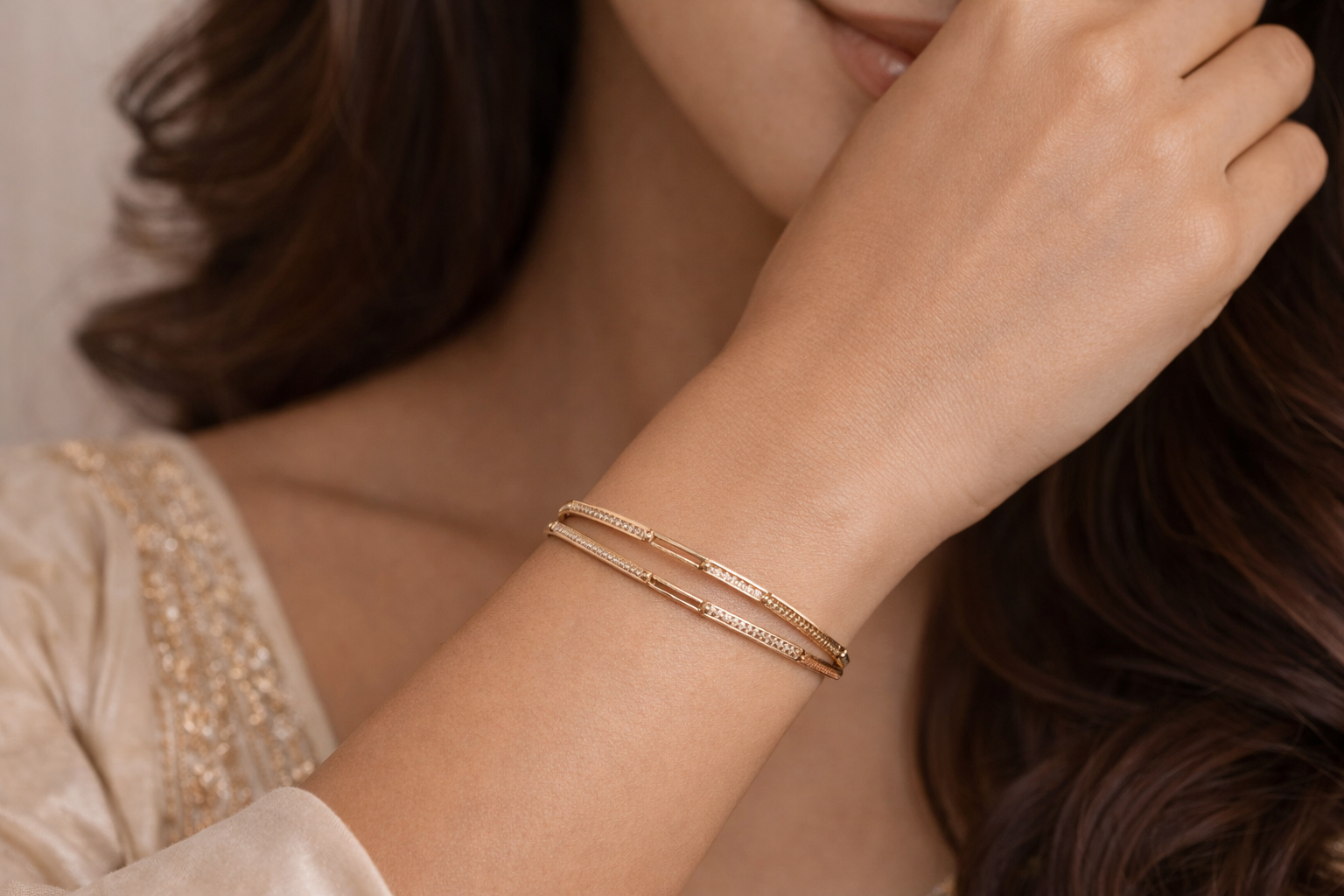 Rose Gold Wire Elegance Bracelet